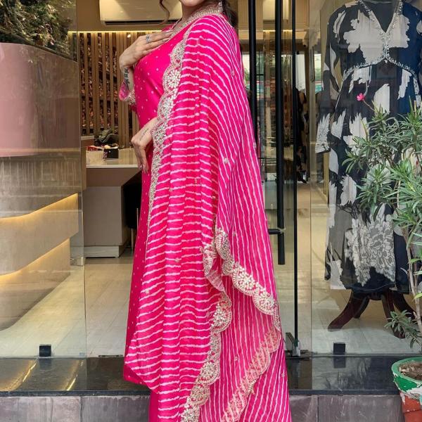 Silk Crepe Kurta Bottom with Dupatta Set – Elegant and Comfortable Ethnic Wear