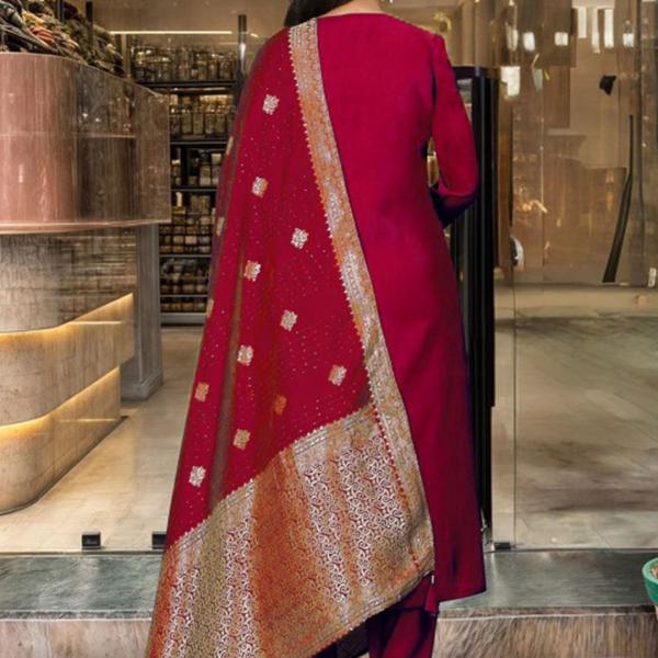 Maroon Women's Embroidered Straight Kurta Set