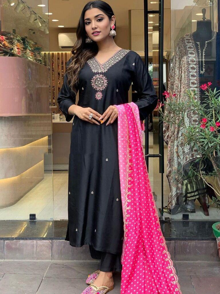 Black Elegant Cotton Print Kurta Set with Embroidery