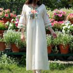 VINTAGE COLOUR Women Embellished Straight Kurta Set