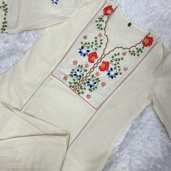 VINTAGE COLOUR Women Embellished Straight Kurta Set