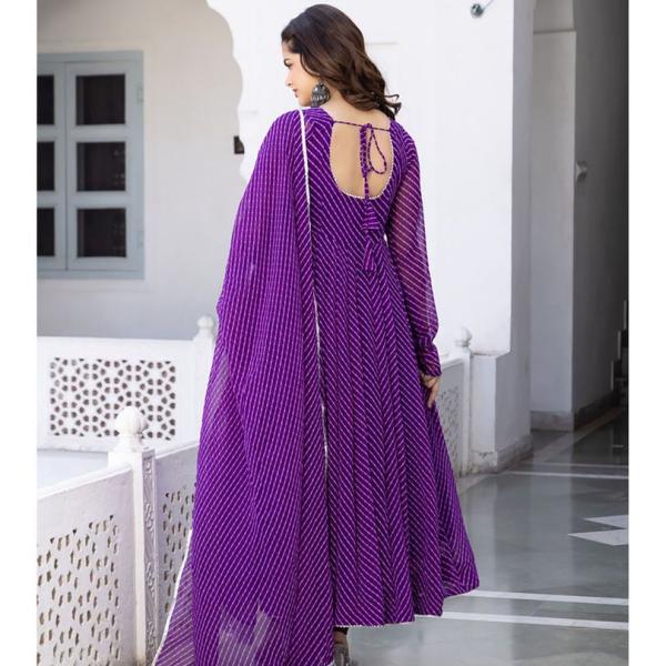 Elegant Fox Purple Georgette Digital Print Gown with Dupatta Set